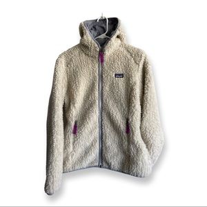 Patagonia Women’s reversible white fuzzy zip jacket